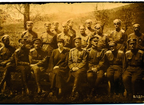 Офицеры 12-го Драгунского Стародубовского полка в эмиграции в Сербии.